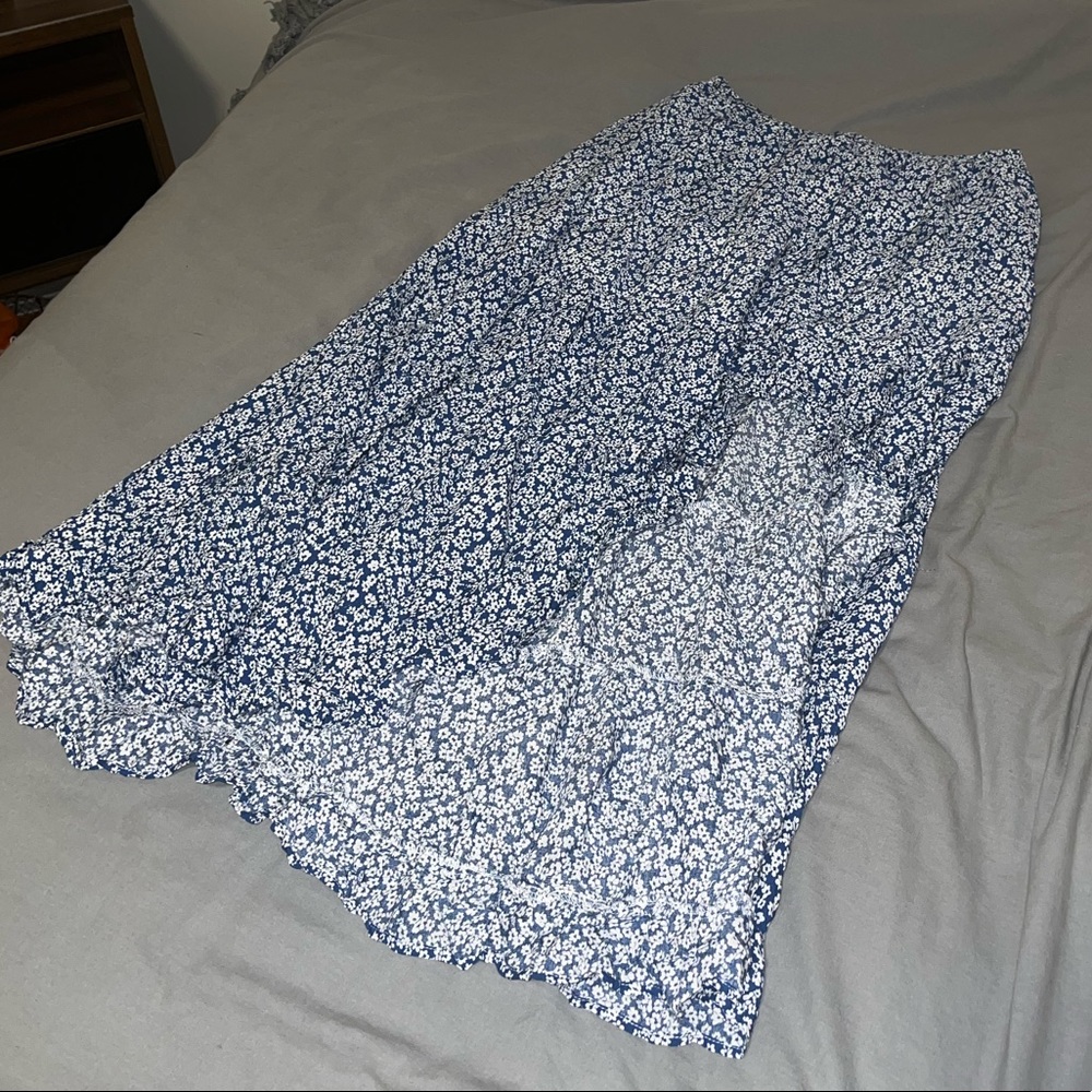 Boutique Blue Floral Midi Skirt